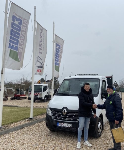 euro3-vehicle-112 B9 C01 4937 4506 A1 B9 F622 FF23 FB74 1 201 a