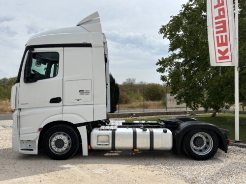 euro3-vehicle-2015-mercedes-benz-actros-1842-mega-streamspace-kabina-588-587-km