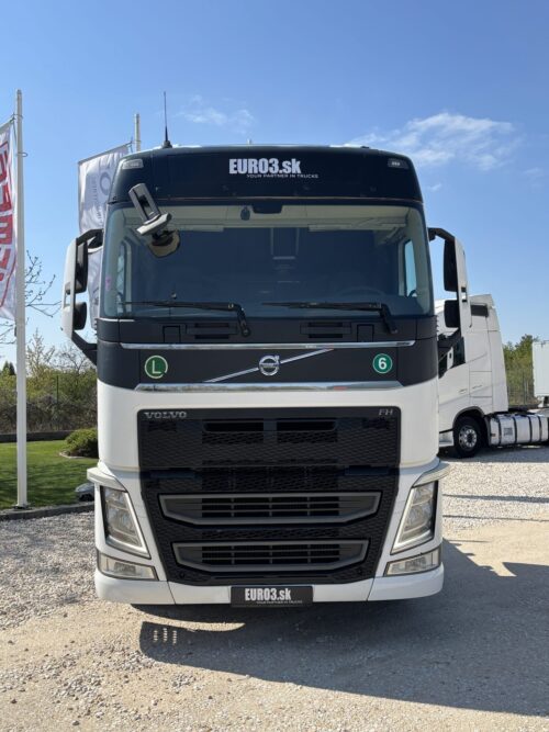 euro3-vehicle-2015-volvo-fh460-euro6-standard-line2-1-104-624km-2-ks-na-sklade