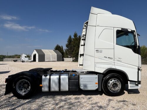 euro3-vehicle-2015-volvo-fh460-euro6-standard-line2-1-104-624km-2-ks-na-sklade
