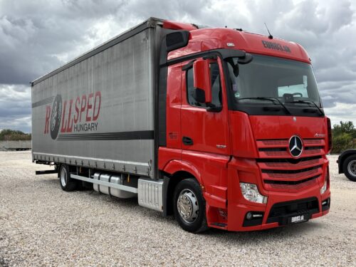 euro3-vehicle-2018-mercedes-benz-actros-1836-solarpanel-9-6m-streamspace-kabina-nove-pneu-parkcool-884-226-km