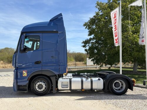 euro3-vehicle-2019-mercedes-benz-actros-1845-streamspace-kabina-lowdeck-1-majitel-nez-klimatizacia