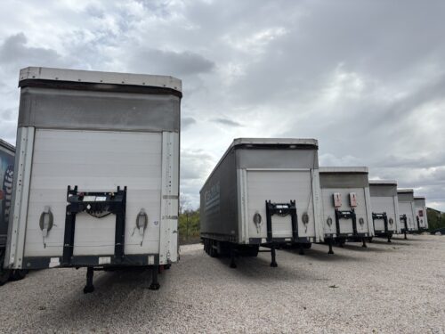euro3-vehicle-Schwarzmüller SJ, LowDeck, 2xZdvíhacia náprava, Zdvíhacia horná plachta, 6ks